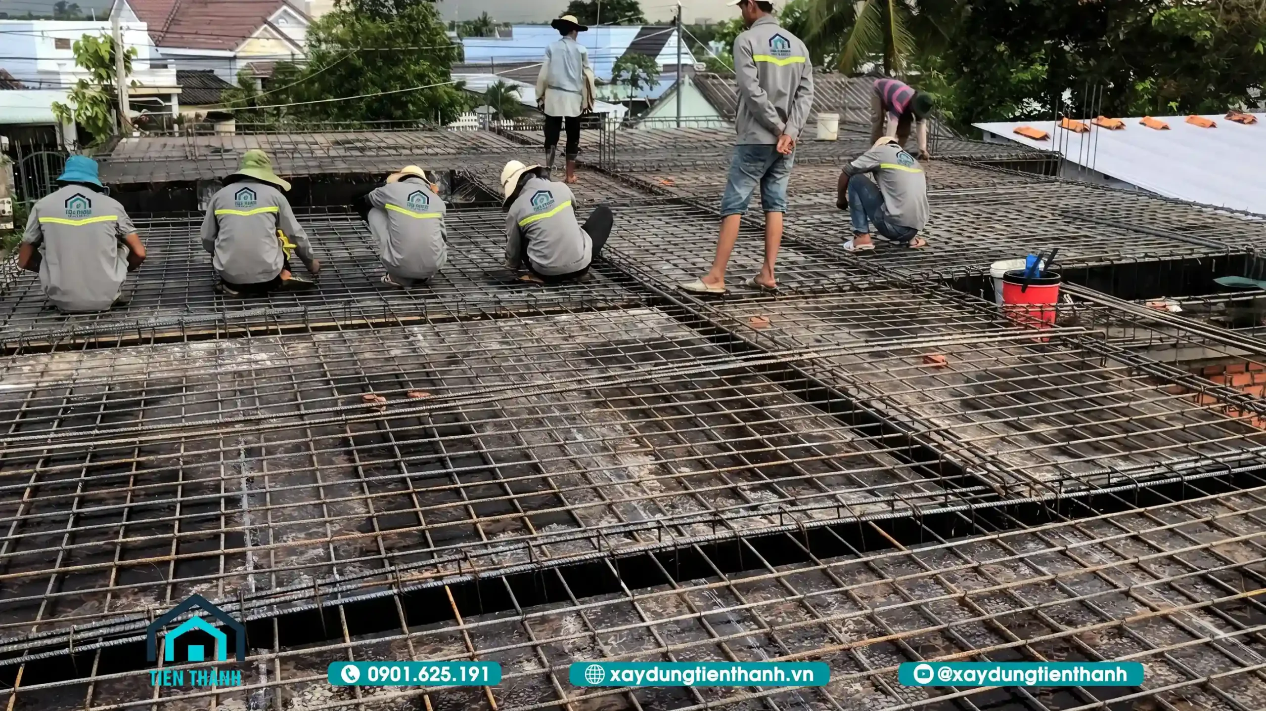 Biệt Thự 2 Tầng 200m2 Mái Nhật – Xu Hướng Thiết Kế Đẳng Cấp biet thu 2 tang 200m2 12 scaled - Biệt Thự 2 Tầng 200m2 Mái Nhật – Xu Hướng Thiết Kế Đẳng Cấp