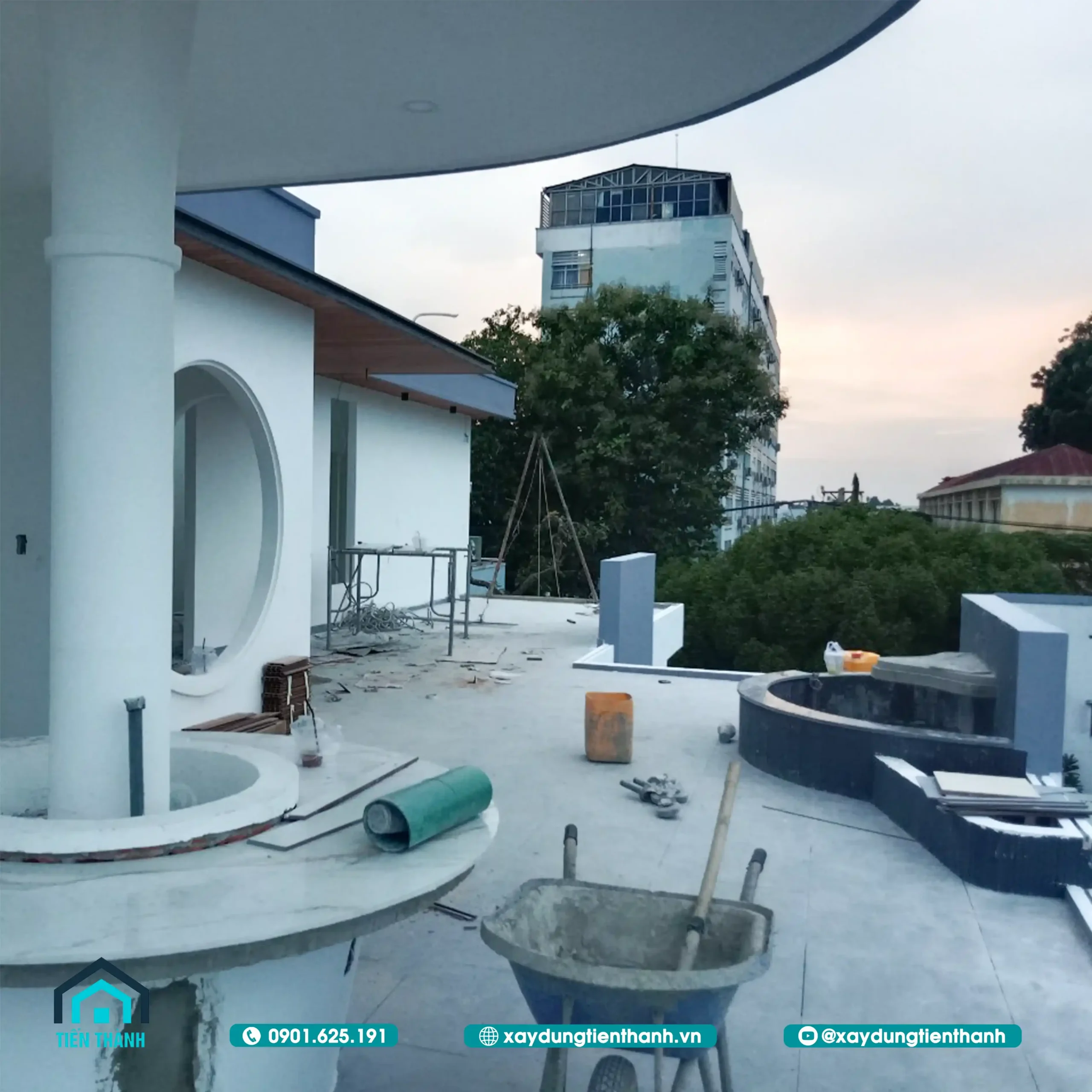 Biệt Thự Hiện Đại 3 Tầng: Xu Hướng Thiết Kế Và Thi Công Trọn Gói biet thu hien dai 3 tang 29 scaled - Biệt Thự Hiện Đại 3 Tầng: Xu Hướng Thiết Kế Và Thi Công Trọn Gói