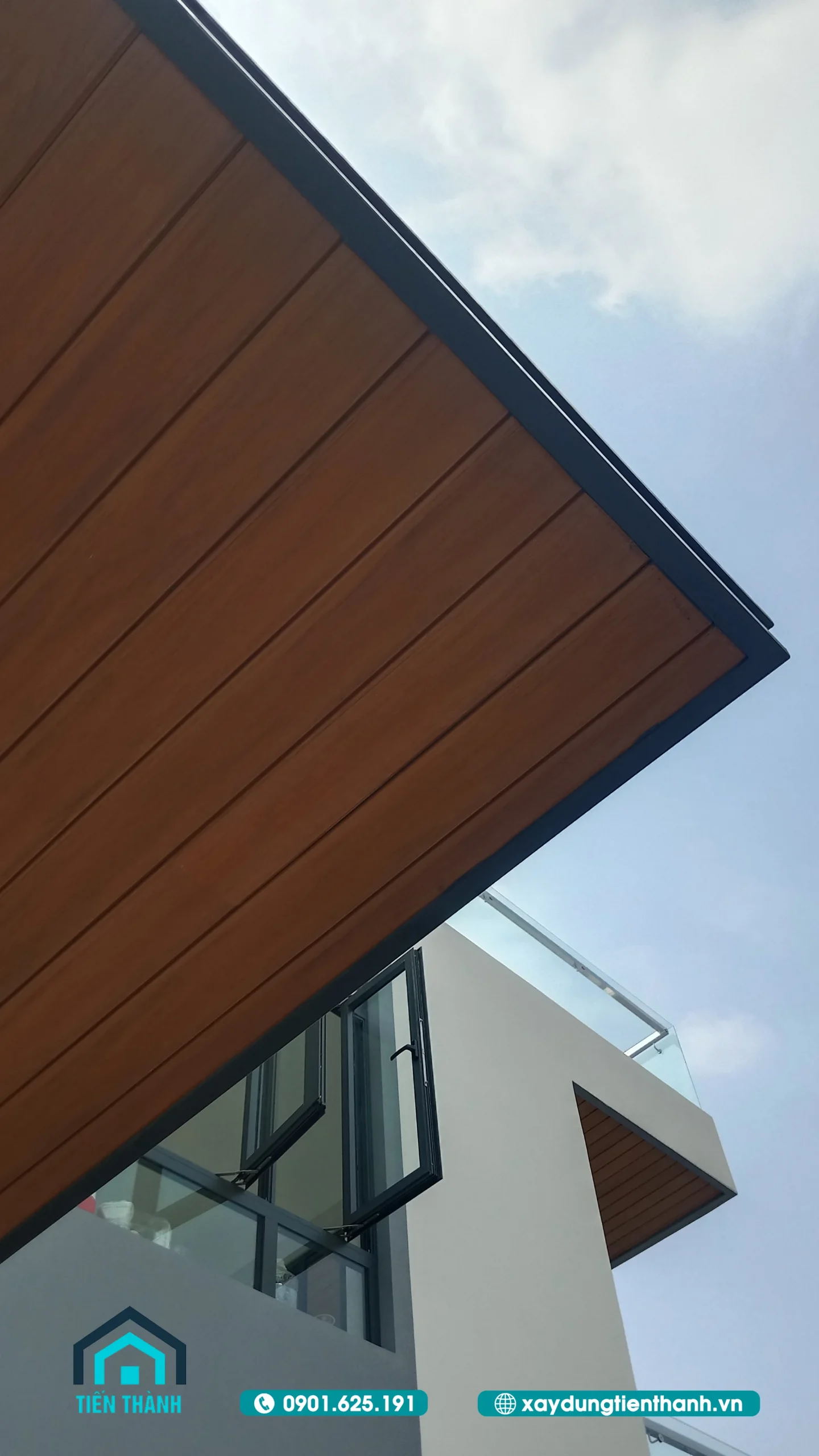 Biệt Thự Hiện Đại 3 Tầng: Xu Hướng Thiết Kế Và Thi Công Trọn Gói biet thu hien dai 3 tang 32 scaled - Biệt Thự Hiện Đại 3 Tầng: Xu Hướng Thiết Kế Và Thi Công Trọn Gói