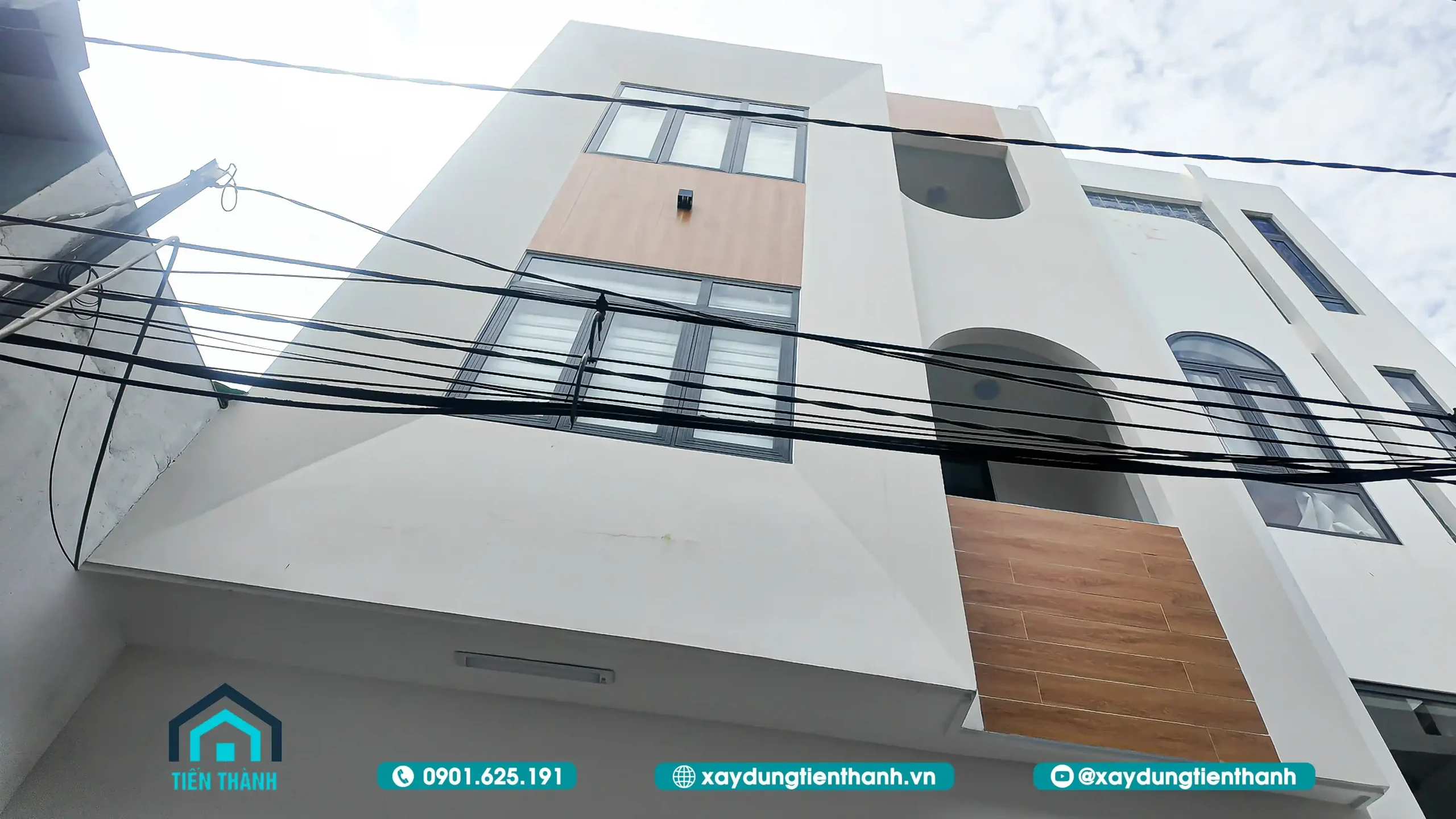 Mẫu Nhà 3 Tầng 5x8m Hiện Đại: Tối Ưu Cho Diện Tích Nhỏ mau nha 3 tang 5x8m 30 scaled - Mẫu Nhà 3 Tầng 5x8m Hiện Đại: Tối Ưu Cho Diện Tích Nhỏ